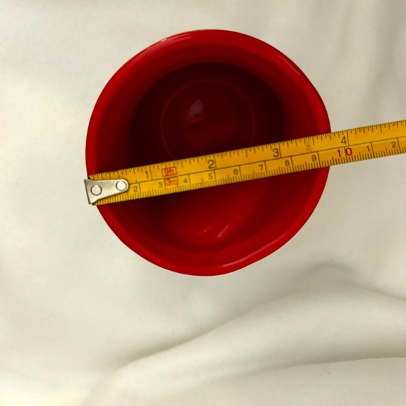 ‘Baby it’s Cold outside!’ Hand Warmer Right Handed Mug w Red Interior - Picture 3 of 10